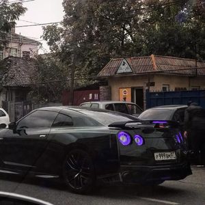 猎奇小屋破解下载安装最新版教程
